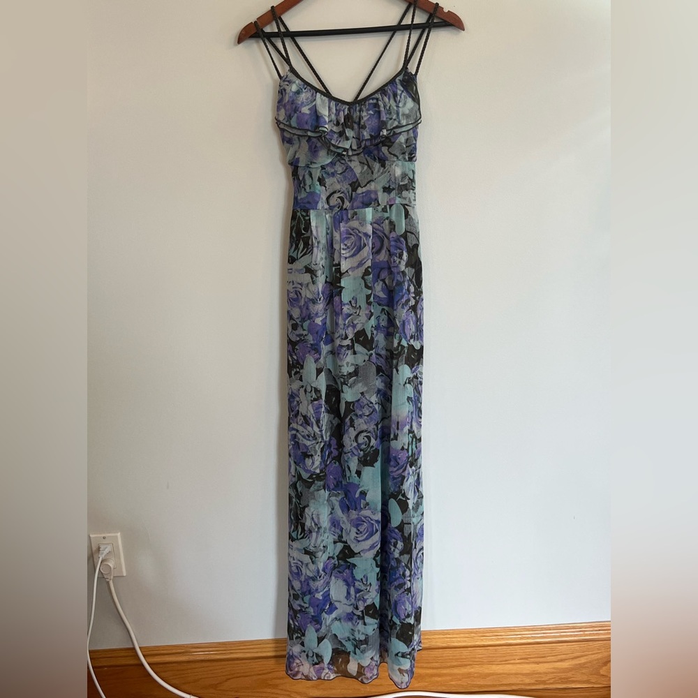 Jessica Simpson Floral Maxi Dress - Small